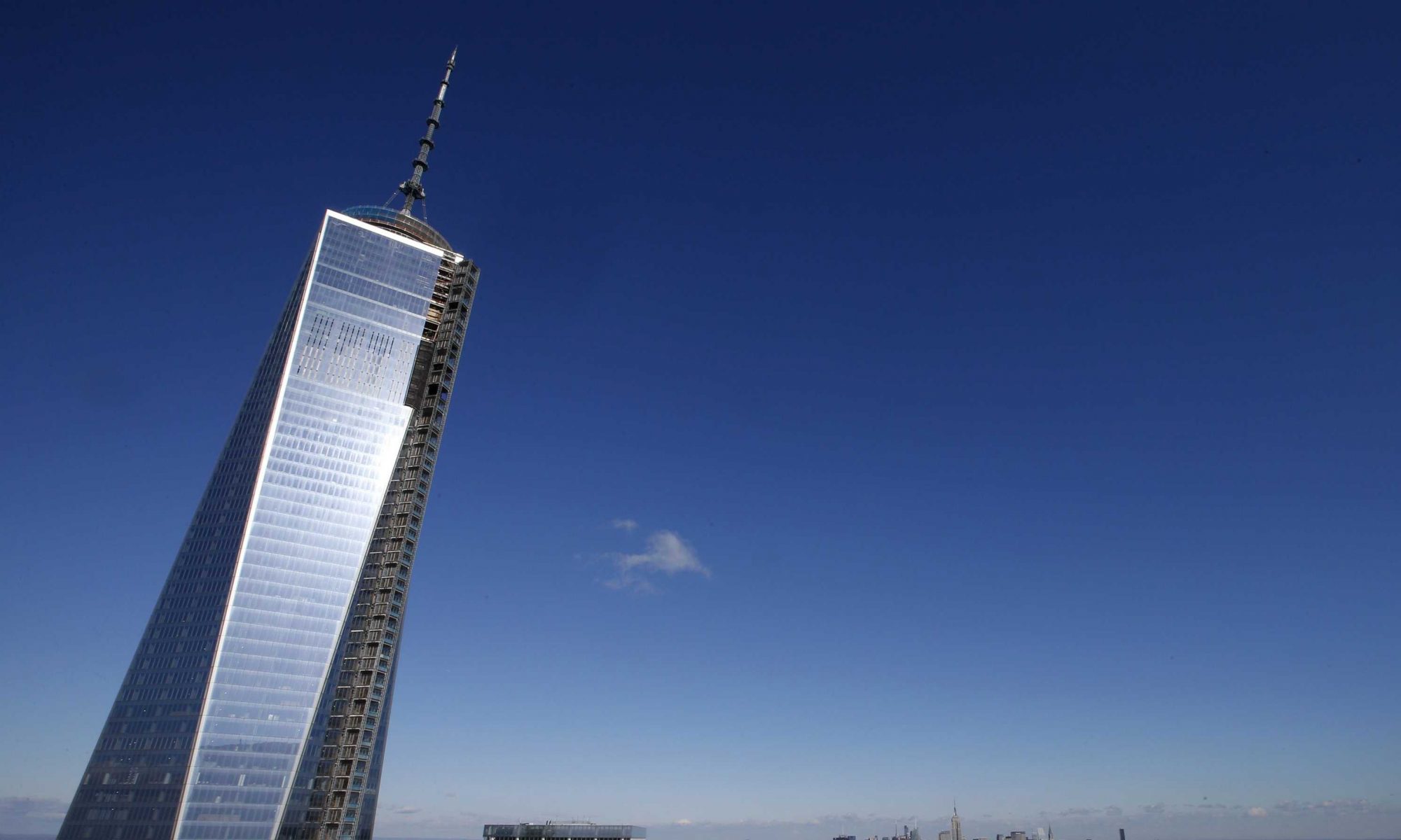 ./cropped-the-first-world-trade-center-tower-at-ground-zero-since-911-opens-today-2_1773317057799